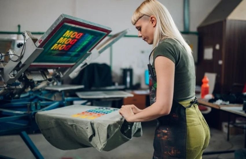 The Easy Way to Start Your Own T-Shirt Printing Business