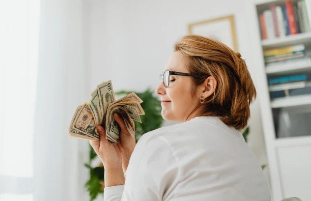 Understanding Interest Rates and Fees